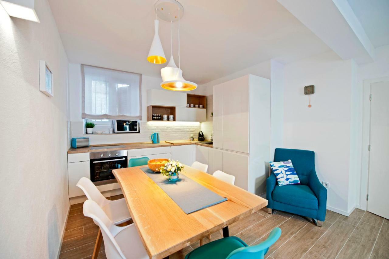 Luxury Apartment Dvor Split Bagian luar foto