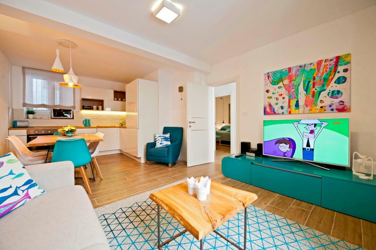Luxury Apartment Dvor Split Bagian luar foto